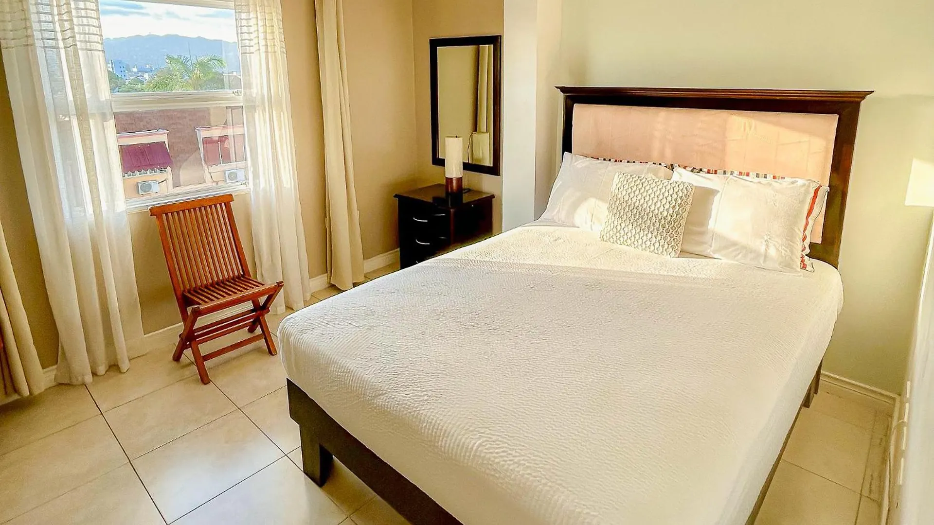 City View New Kingston Apartment W Pool Jamaica